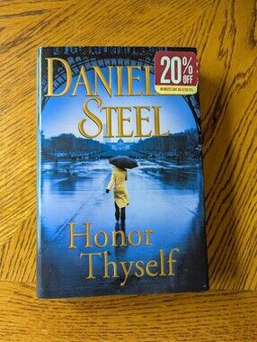 Danielle Steel - Honor Thyself hardcover Book - like New.